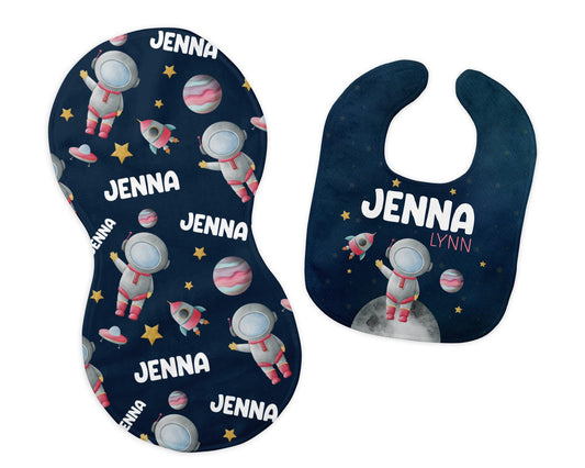 Astronaut Bib and Burp Cloth Set, T41