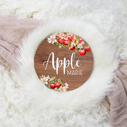 Apple Round Wood Name Sign, F110