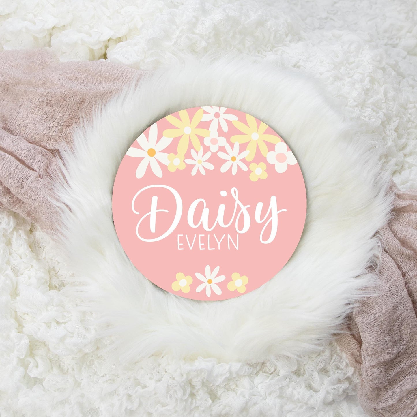 Daisy Floral Round Wood Name Sign, F108