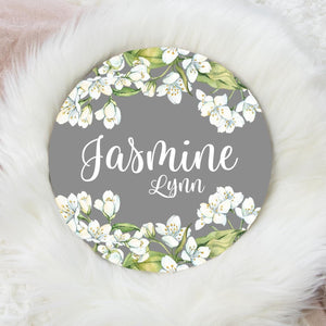 Jasmine Floral Round Wood Name Sign, White Jasmine Baby Sign, Round Wood Baby Name Sign, Baby Announcement Sign, Jasmine Nursery Decor